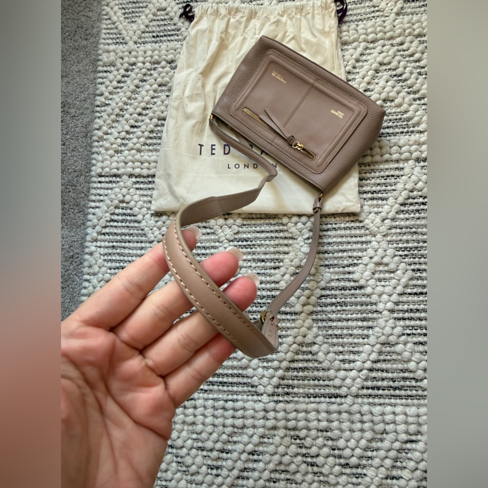 Ted Baker Crossbody - Picture 6 of 8